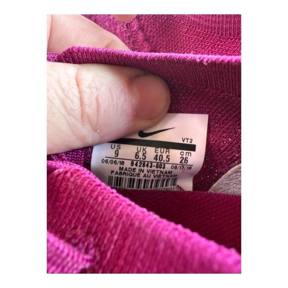 Nike Women's Athletic Shoes - Purple and Black - Picture 6 of 7